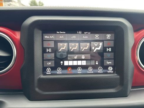 Certified 2019 Jeep Wrangler Unlimited Rubicon w/ Cold Weather Group image 20