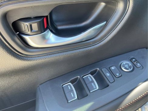 New 2026 Honda HR-V Sport image 19