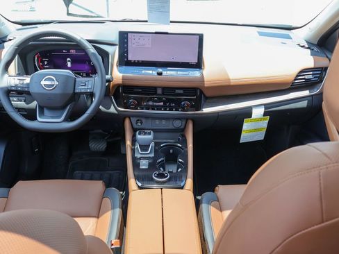 New 2026 Nissan Rogue Platinum AWD/4WD image 6