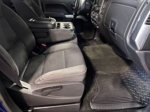 Used 2015 Chevrolet Silverado 2500 LT w/ LT Convenience Package image 16