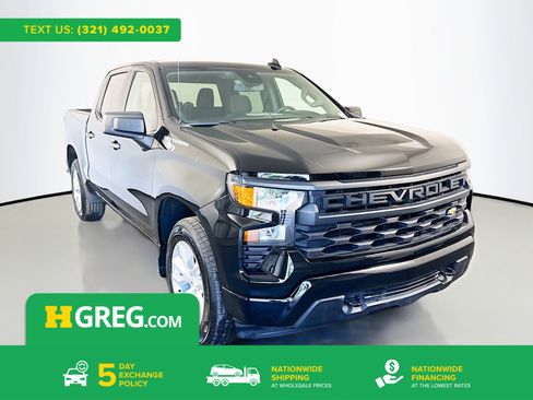 Used 2023 Chevrolet Silverado 1500 Custom image 1