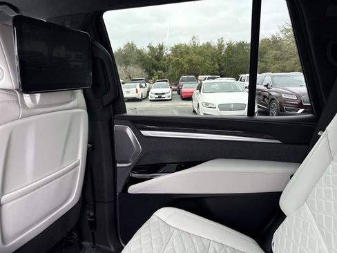 New 2026 Cadillac Escalade V image 15