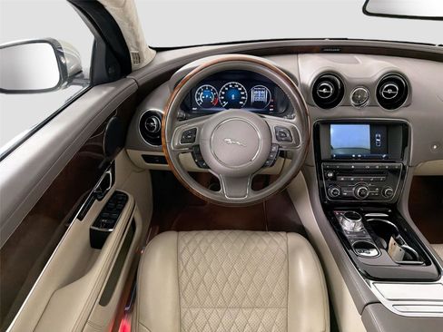 Used 2017 Jaguar XJ L Portfolio RWD image 23