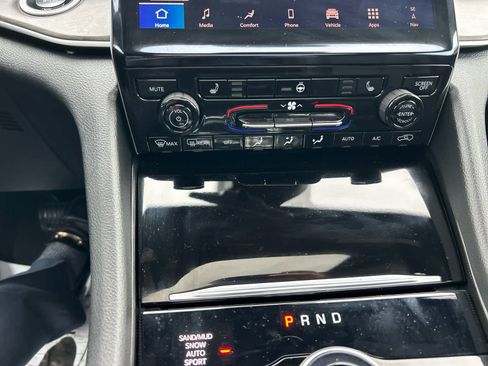 Used 2025 Jeep Grand Cherokee L Limited w/ Trailer Tow Package image 28