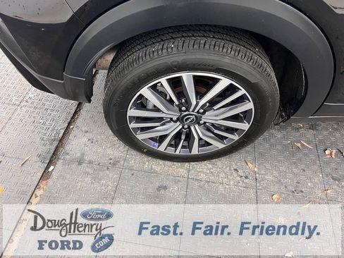 Used 2024 Nissan Kicks SV image 14