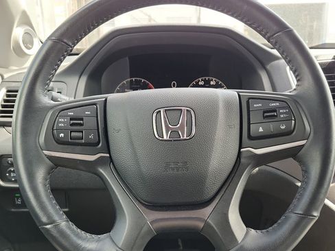Used 2024 Honda Ridgeline Sport image 12