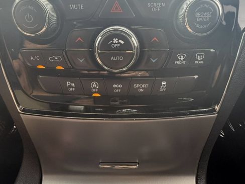 Used 2020 Jeep Grand Cherokee Altitude AWD/4WD image 33