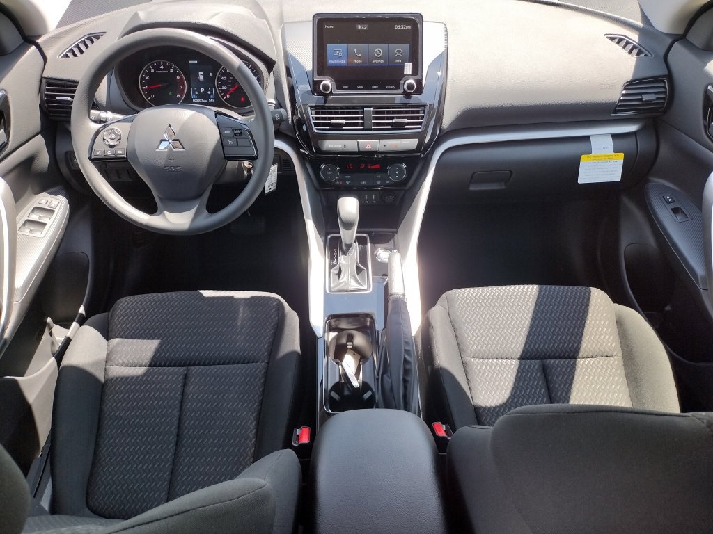 New 2026 Mitsubishi Eclipse Cross ES AWD/4WD image 2