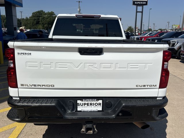 Used 2024 Chevrolet Silverado 2500 Custom AWD/4WD image 4