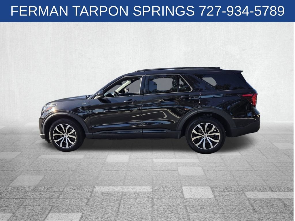 Used 2025 Ford Explorer ST-Line AWD/4WD image 4
