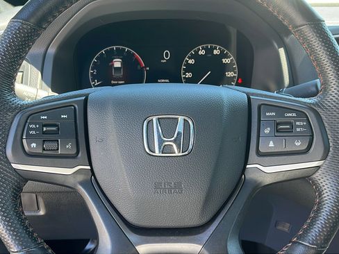Used 2024 Honda Ridgeline TrailSport image 11