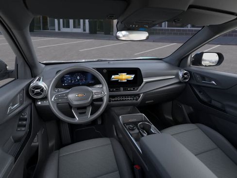 Used 2026 Chevrolet Equinox LT w/ Convenience Package II AWD/4WD image 15