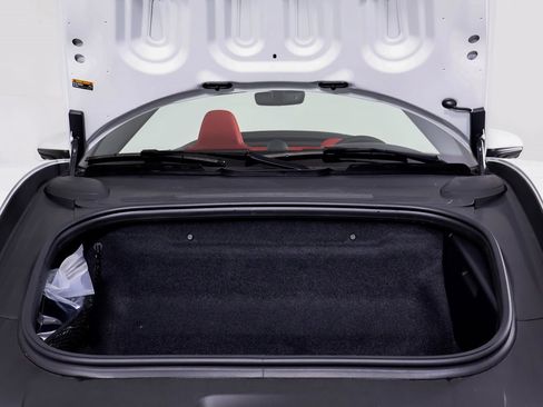 Certified 2024 Porsche 911 Carrera 4S w/ Premium Package image 18