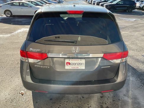 Used 2016 Honda Odyssey SE image 6