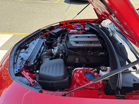 Used 2021 Chevrolet Camaro ZL1 RWD image 21