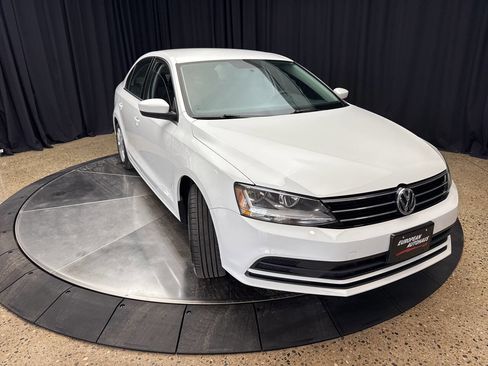 Used 2017 Volkswagen Jetta S image 14
