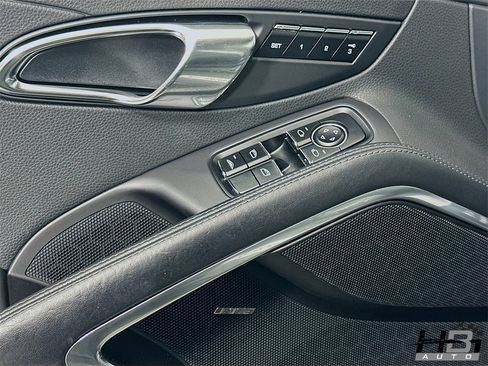 Used 2013 Porsche 911 Carrera image 14