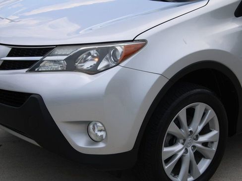 Used 2013 Toyota RAV4 Limited image 4