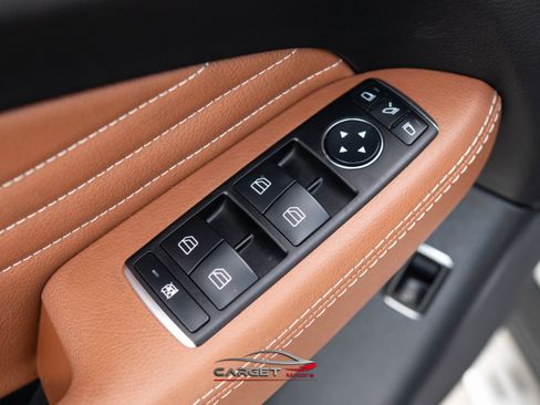 Used 2019 Mercedes-Benz GLE 43 AMG 4MATIC w/ Premium 3 Package image 42