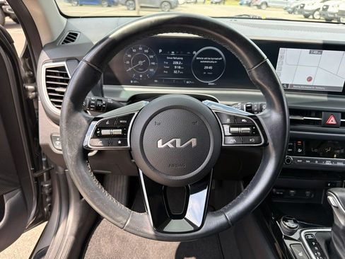 Certified 2024 Kia Seltos EX AWD/4WD image 15