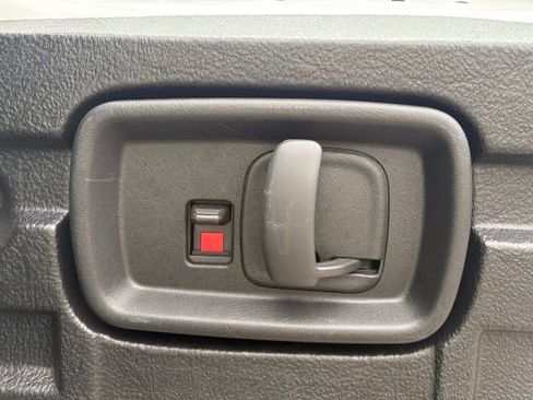 Used 2024 Chevrolet Express 2500 w/ Driver Convenience Package image 10