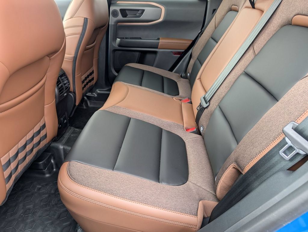 New 2025 Ford Bronco Sport Outer Banks w/ Sasquatch Outer Banks Package AWD/4WD image 44