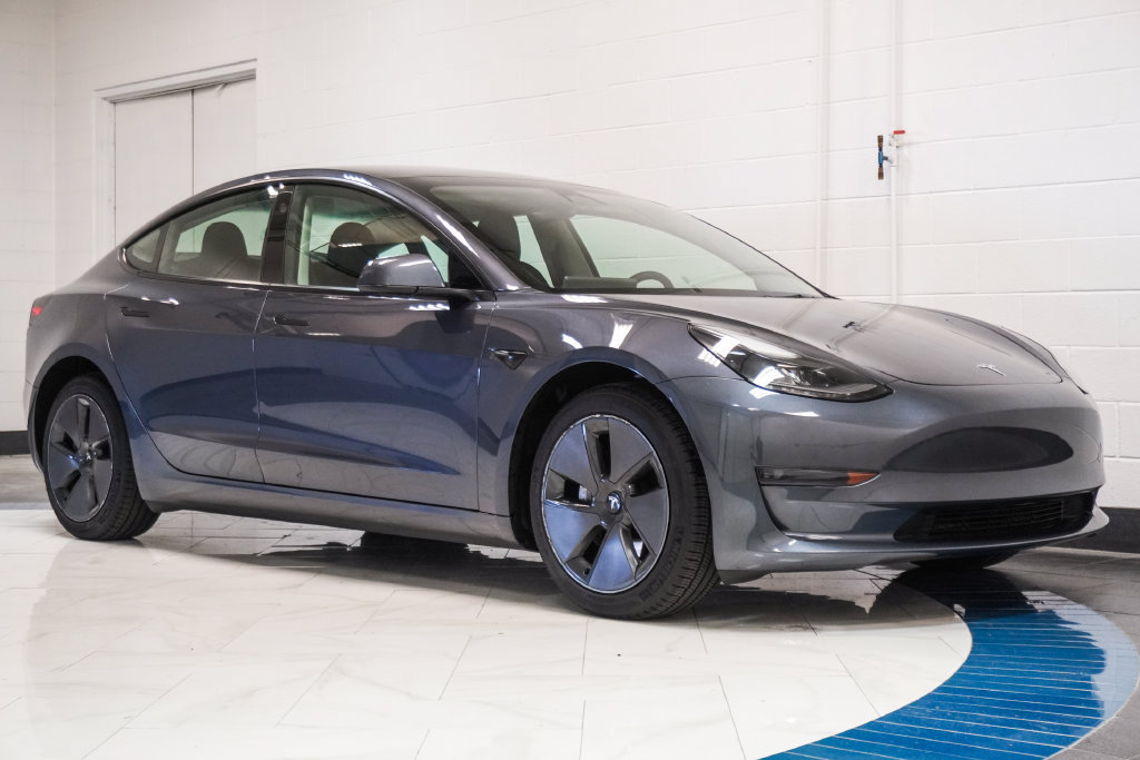 Used 2023 Tesla Model 3 Standard Range RWD image 5