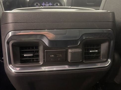 Used 2021 Chevrolet Silverado 1500 LTZ image 20