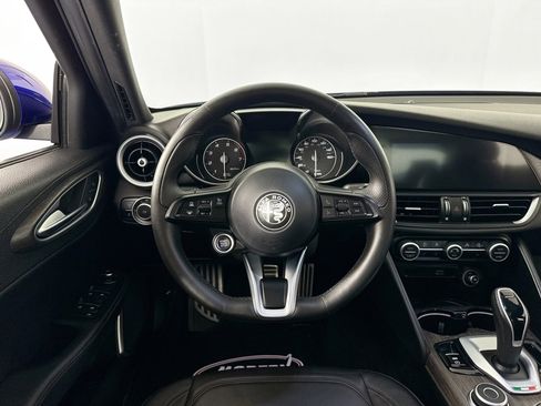 Used 2022 Alfa Romeo Giulia Ti w/ Active Assist Plus Package image 25