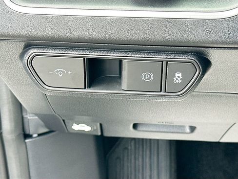 New 2025 Kia K4 LXS image 10