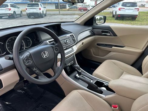 Used 2014 Honda Accord LX image 21