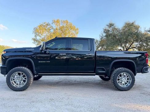 Used 2023 Chevrolet Silverado 2500 High Country w/ Safety Package II image 60