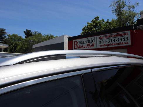 Used 2024 Volkswagen Tiguan SE FWD image 61