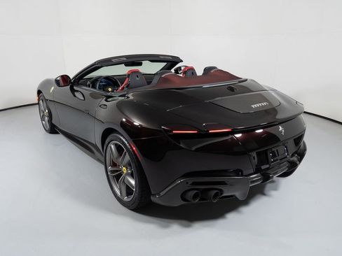 Used 2024 Ferrari Roma Spider image 26