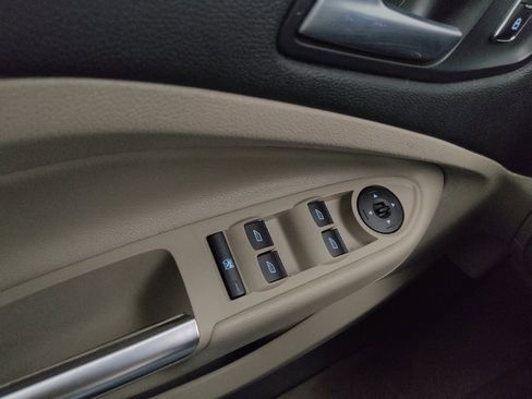 Used 2014 Ford Escape SE FWD image 27