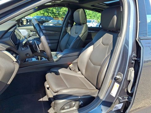 Used 2022 Cadillac CT5 Sport image 16