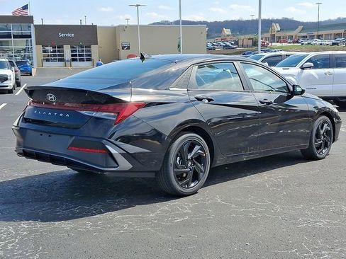 New 2026 Hyundai Elantra SEL Sport Premium FWD image 4