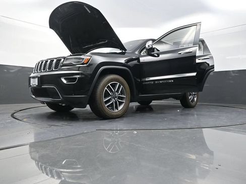 Used 2021 Jeep Grand Cherokee Limited w/ Luxury Group II AWD/4WD image 32