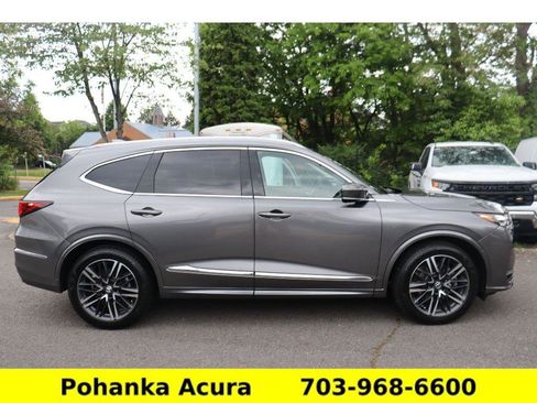 Used 2026 Acura MDX SH-AWD w/ Advance Package image 8