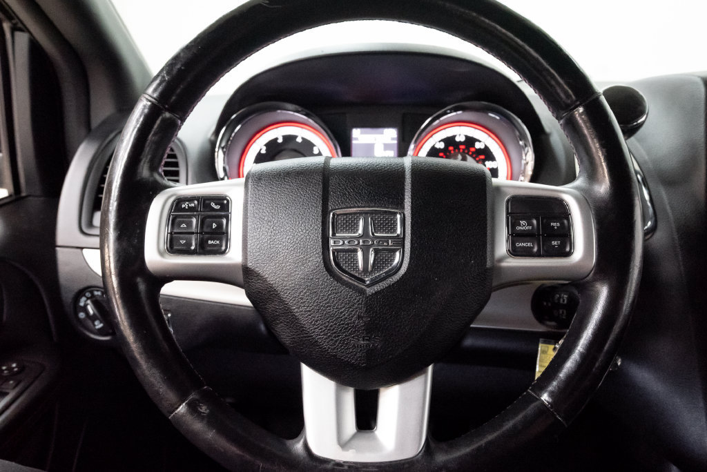 Used 2016 Dodge Grand Caravan R/T w/ Driver Convenience Group FWD image 13