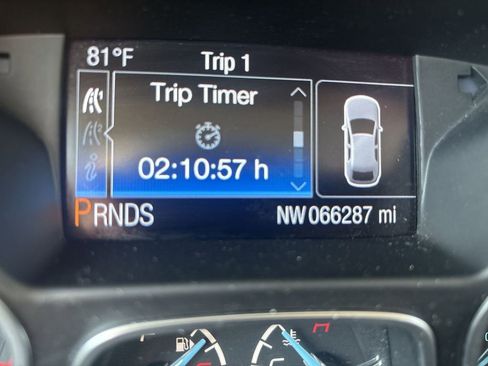 Used 2014 Ford Focus Titanium FWD image 12