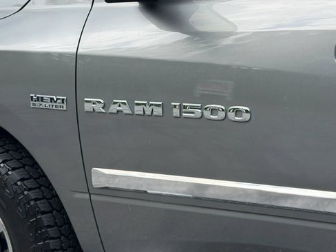 Used 2011 RAM 1500 Laramie AWD/4WD image 12