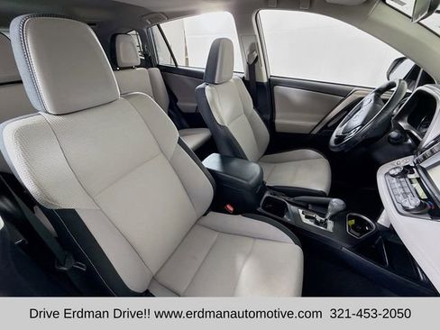 Used 2018 Toyota RAV4 XLE image 23