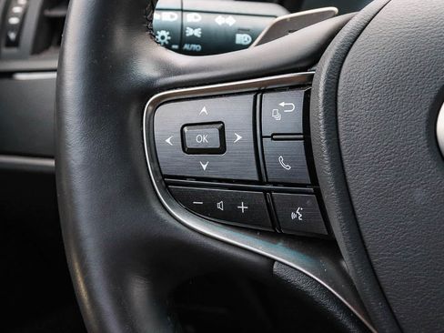 Used 2025 Lexus ES 350 w/ Premium Package FWD image 21