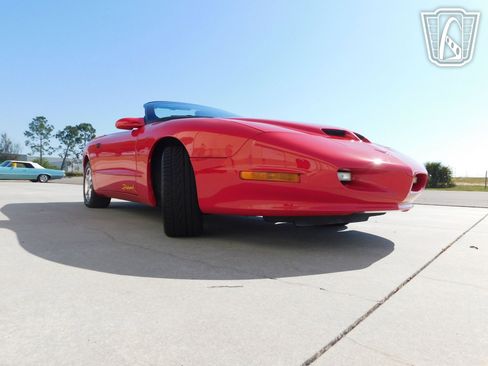 Used 1997 Pontiac Firebird Formula image 12
