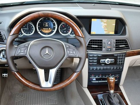 Used 2012 Mercedes-Benz E 550 Cabriolet w/ Appearance Pkg image 63