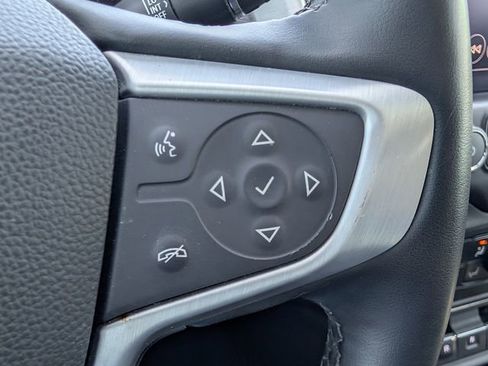 Used 2023 GMC Terrain SLT w/ Tech Package image 24