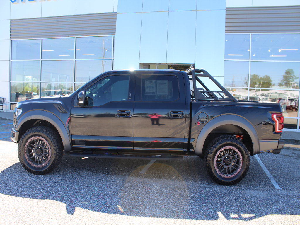 Used 2019 Ford F150 Raptor w/ Equipment Group 802A Luxury AWD/4WD image 11
