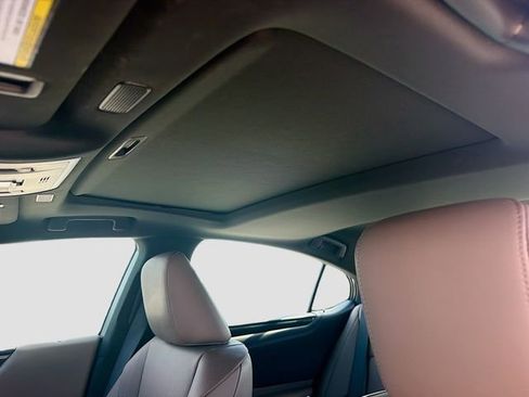 Used 2023 Lexus ES 350 w/ Accessory Package (Z2) FWD image 25