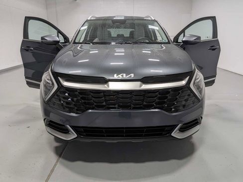 Certified 2023 Kia Sportage EX image 15